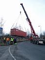 LKW verliert Container Koeln Niehler Ei P132